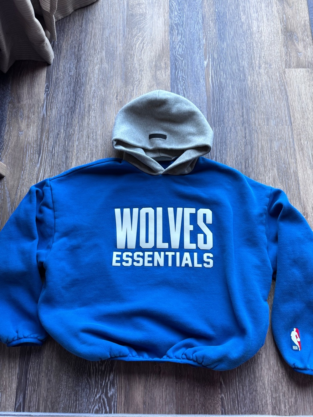 NBA Essentials Hoodie - Wolves